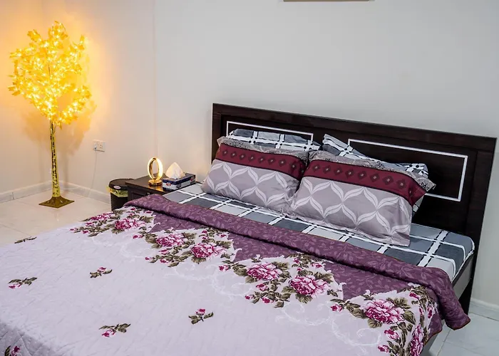 Baith Al Jannah L L C - Working Professional - Peaceful Daily And Weekly Room
